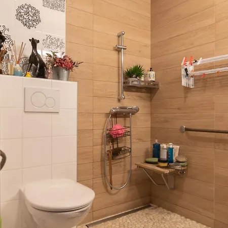 شقة Warm And Spacious In 4th *